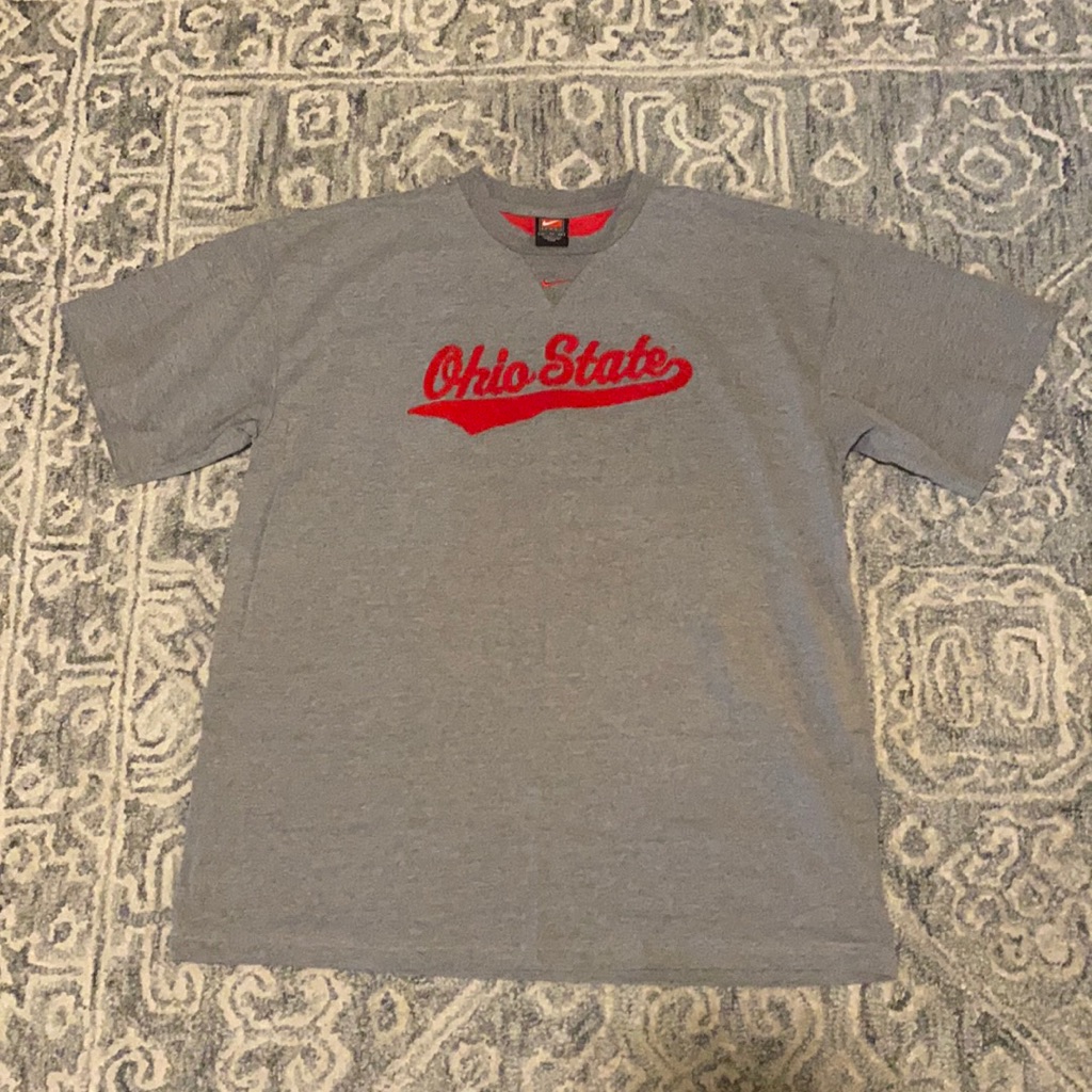 Gently Used Nike Ohio State T-Shirt.